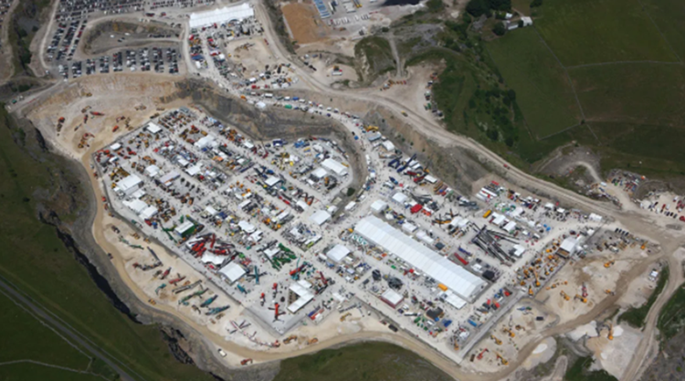 Join Wheelwash at Hillhead