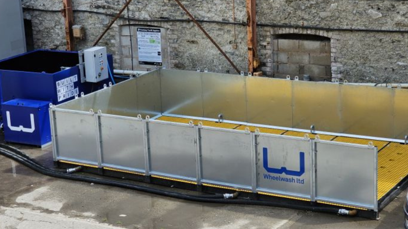 Kayak river biofouling cleaning system