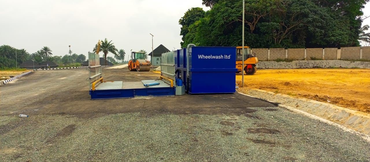 Preventing hazardous landfill waste reaching roads in Nigeria